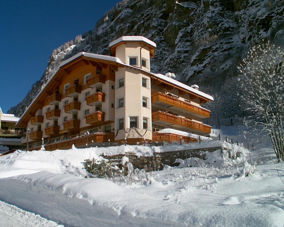 Alps Oriental Wellness Campodolcino